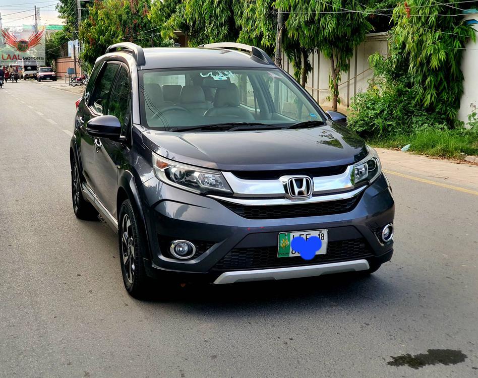 Honda BR-V 2018 for Sale in Lahore Image-1