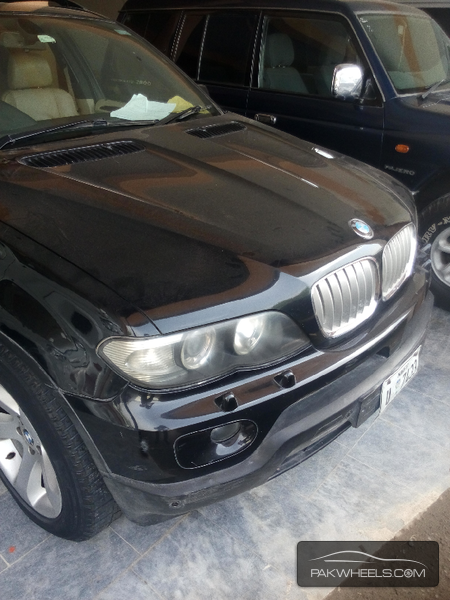 BMW X5 Series 2005 for Sale in Peshawar Image-1