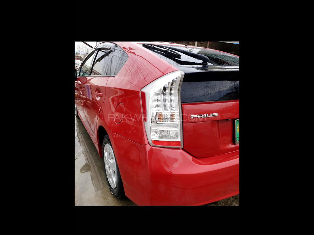 Toyota Prius G Led Edition 18 2010 For Sale In Rawalpindi Pakwheels 5148