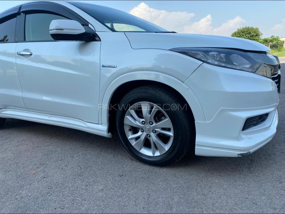 Honda Vezel Hybrid X Honda Sensing 2015 for sale in Islamabad | PakWheels