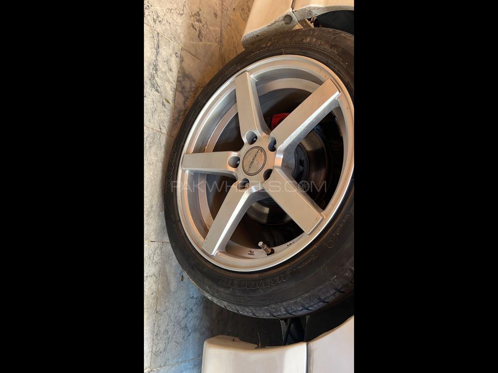 17 inch alloy rim with rapid tires Image-1