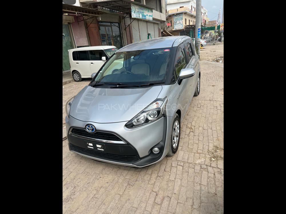 Toyota Sienta 2016 for Sale in Vehari Image-1