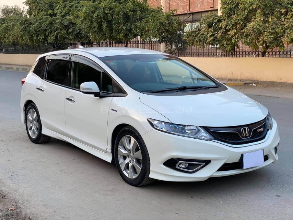 Honda Jade 2015 for Sale in Lahore Image-1