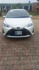 Toyota Vitz F Intelligent Package 1.0 2018 for Sale in Peshawar
