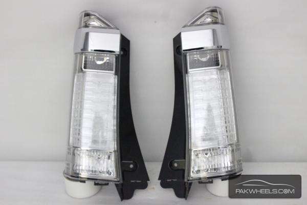 honda n box custom back light pair For Sale Image-1