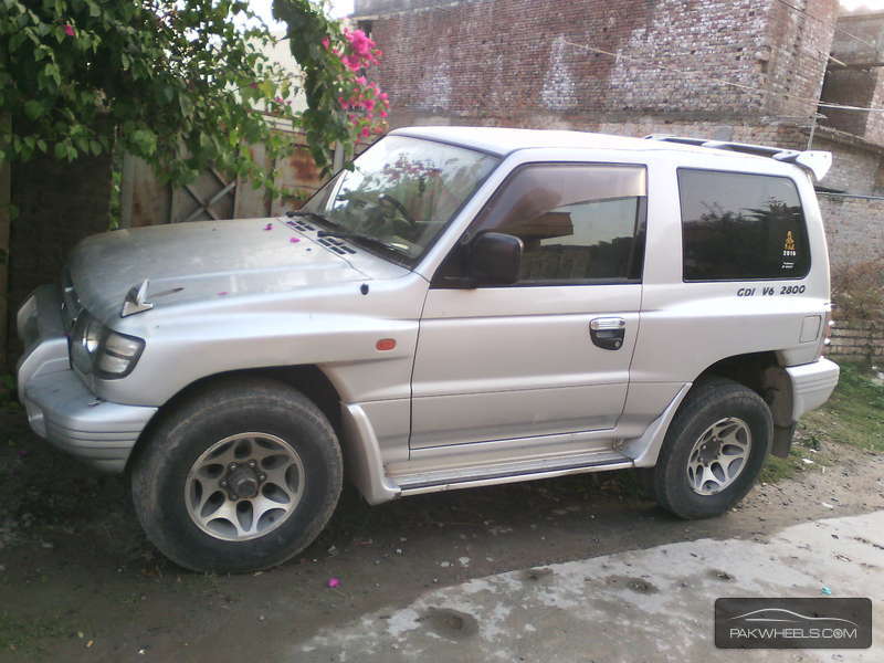 Mitsubishi Pajero 1998 for Sale in Islamabad Image-1