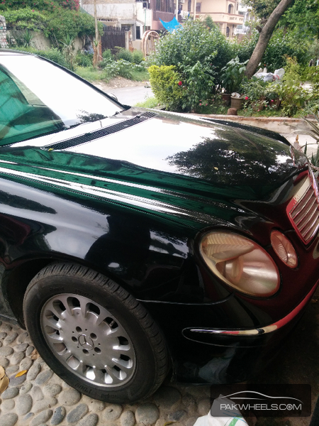 Mercedes Benz E Class 2003 for Sale in Islamabad Image-1