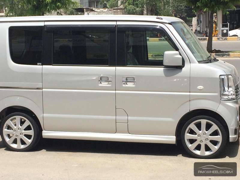 Suzuki Every Wagon PZ Turbo Special 2013 for sale in Lahore | PakWheels
