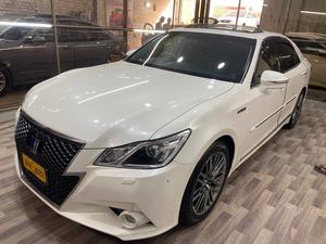 Toyota Crown Athlete G Package 2014 for Sale in Quetta
