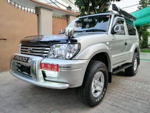 Toyota Prado RZ 3.4 (3-Door) 2000 for Sale in Abbottabad