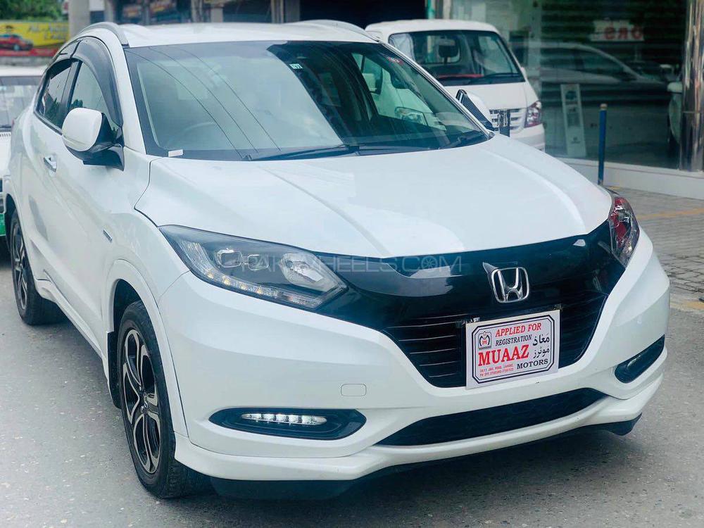 Honda Vezel 2016 for Sale in Lahore Image-1