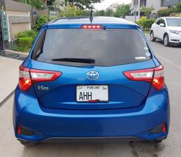 Toyota Vitz F 1.0 2017 for Sale in Lahore
