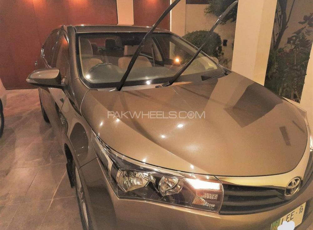Toyota Corolla 2016 for Sale in Lahore Image-1