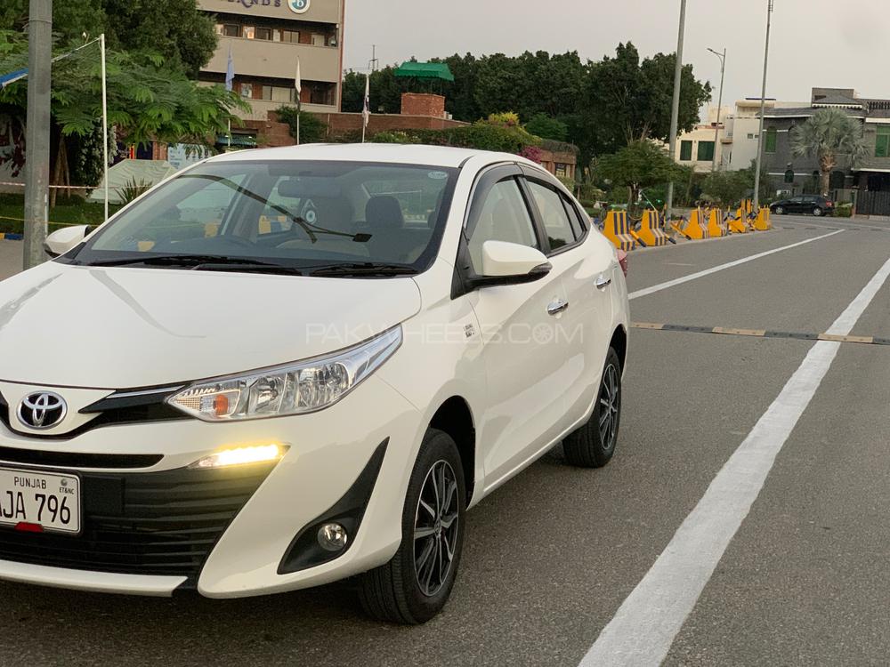 Toyota Yaris ATIV X CVT 1.5 2022 for sale in Lahore | PakWheels