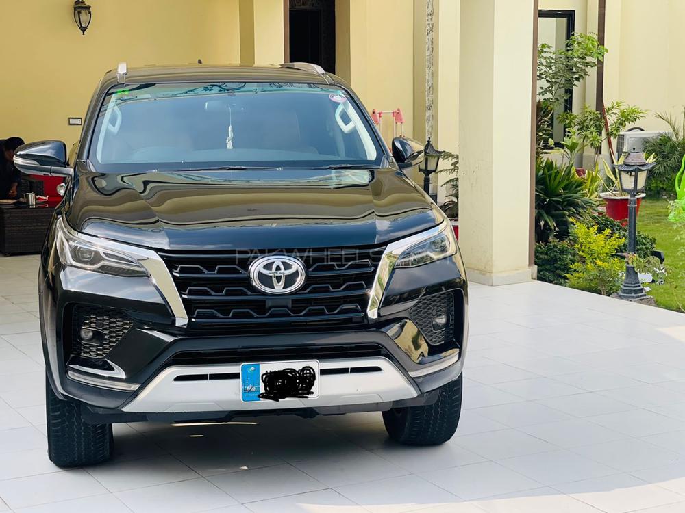 Toyota Fortuner 2021 for Sale in Sargodha Image-1
