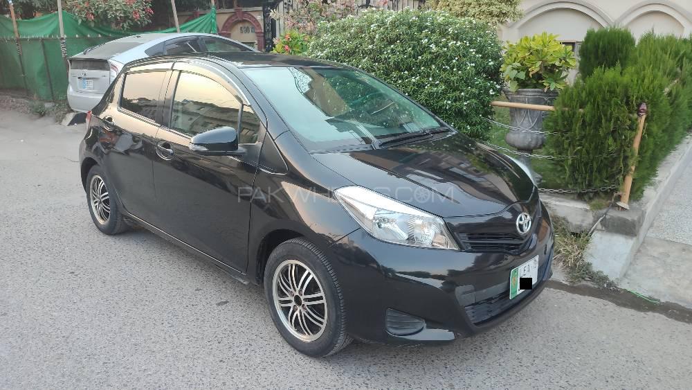 Toyota Vitz F 1.0 2011 for sale in Islamabad | PakWheels