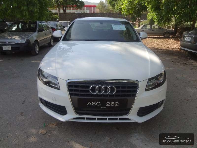 Audi A4 2010 for Sale in Islamabad Image-1