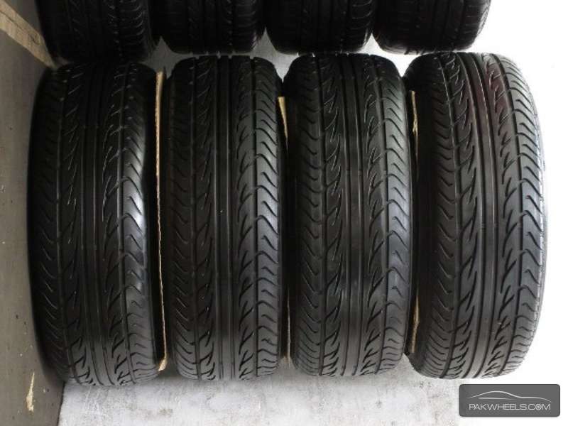 Dunlop tyres SET  for Toyota and Honda For Sale Image-1