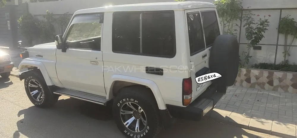 Toyota Land Cruiser 1985 for Sale in Karachi Toyota Land Cruiser 1985 for Sale in Karachi Image-4