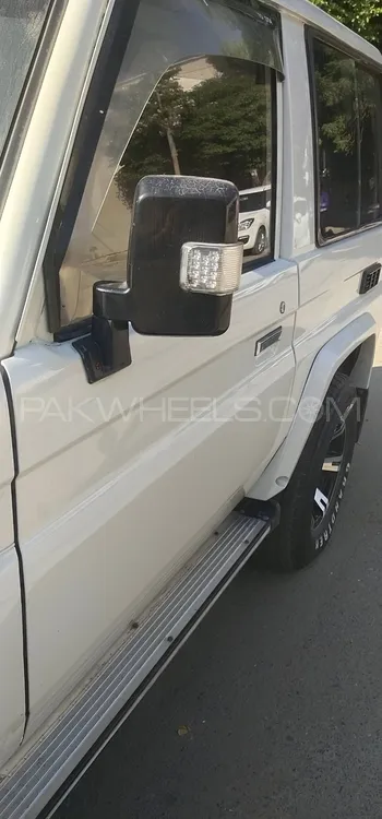 Toyota Land Cruiser 1985 for Sale in Karachi Toyota Land Cruiser 1985 for Sale in Karachi Image-2