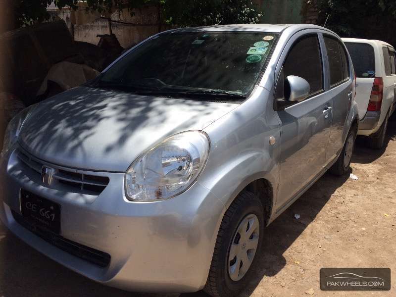 Toyota Passo 2011 for Sale in Peshawar Image-1