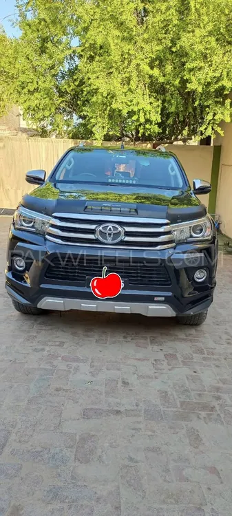 Toyota Hilux 2018 for Sale in Pak pattan sharif Image-1