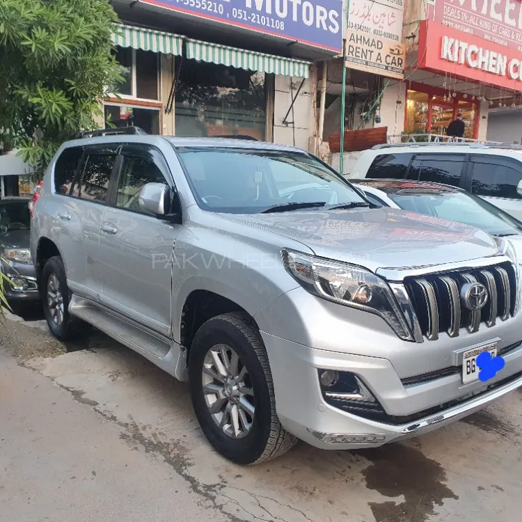 Toyota Prado 2009 for Sale in Islamabad Image-1