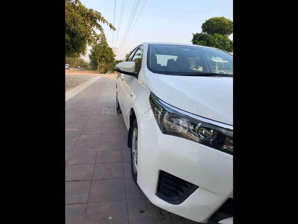 Toyota Corolla 2015 for Sale in Chakwal Image-1
