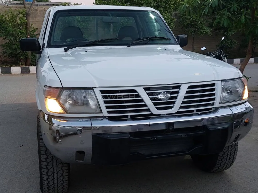 Nissan Patrol 2002 for Sale in Lahore Image-1