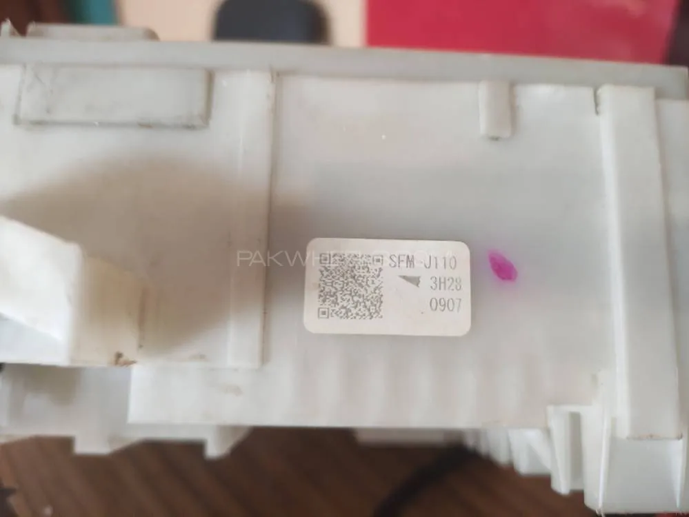 Honda Fit / Freed Fuse Box For Sale In Karachi Image-1