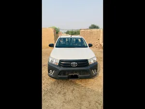 Toyota Hilux 4x2 Single Cab Standard 2018 for Sale