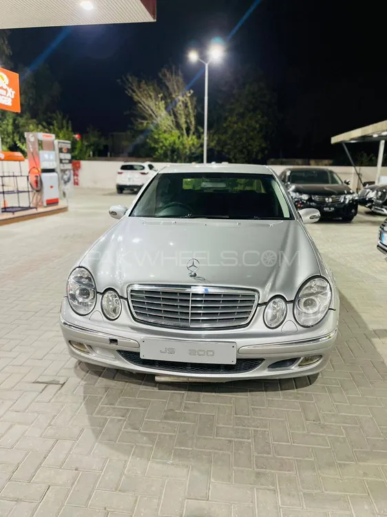 Mercedes Benz E Class E200 2005 for sale in Islamabad | PakWheels