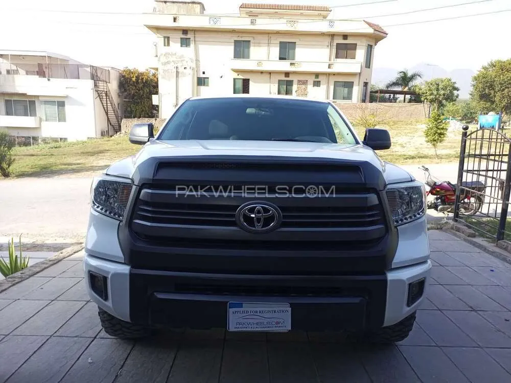 Toyota Tundra 2014 for Sale in Islamabad Image-1