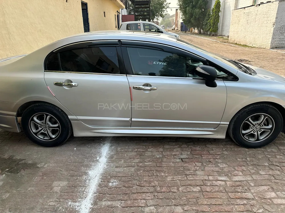 Honda Civic 2012 for Sale in Muridke Image-1