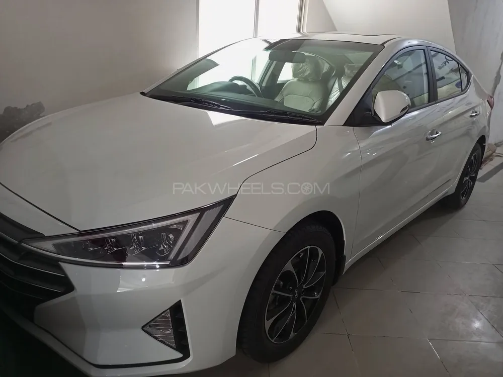 Hyundai Elantra GLS 2022 for sale in Lahore | PakWheels