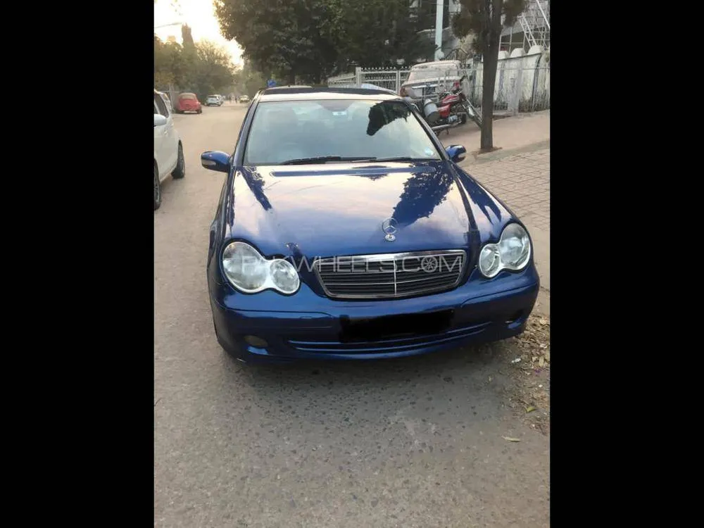 Mercedes Benz C Class 2007 for Sale in Lahore Image-1