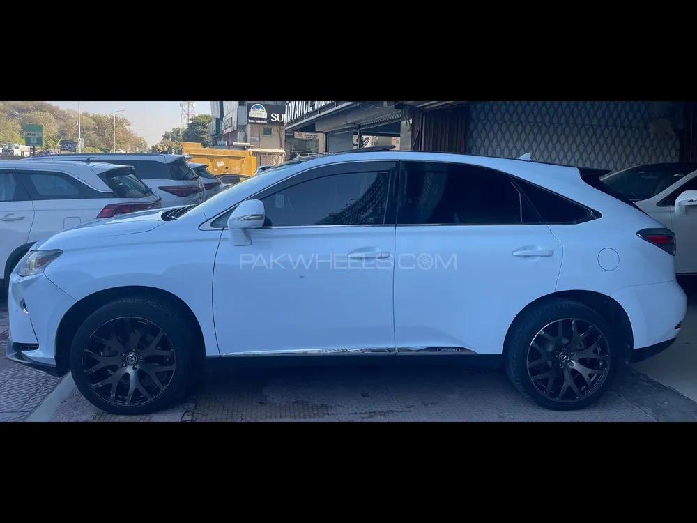 Lexus RX Series 2010 for Sale in Islamabad Image-1