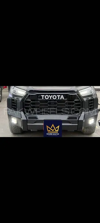 Toyota revo 2017-20223 convertion tundra 2022 Image-1
