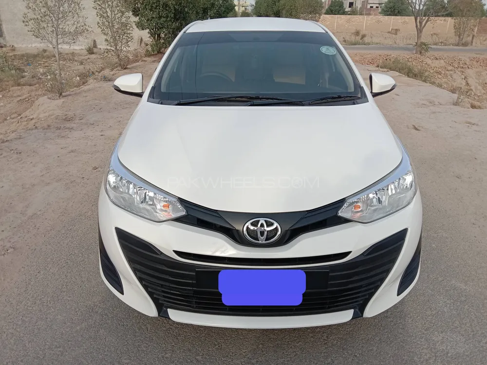 Toyota Yaris Sedan 2021 for Sale in Multan Image-1