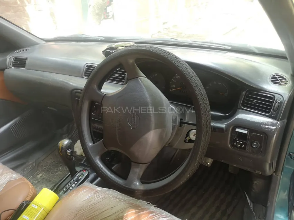 Nissan Sunny 2003 for Sale in Sheikhupura Image-1