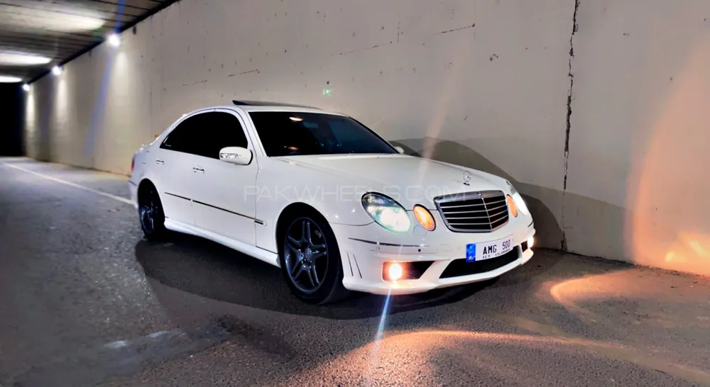 Mercedes Benz E Class 2002 for Sale in Islamabad Image-1