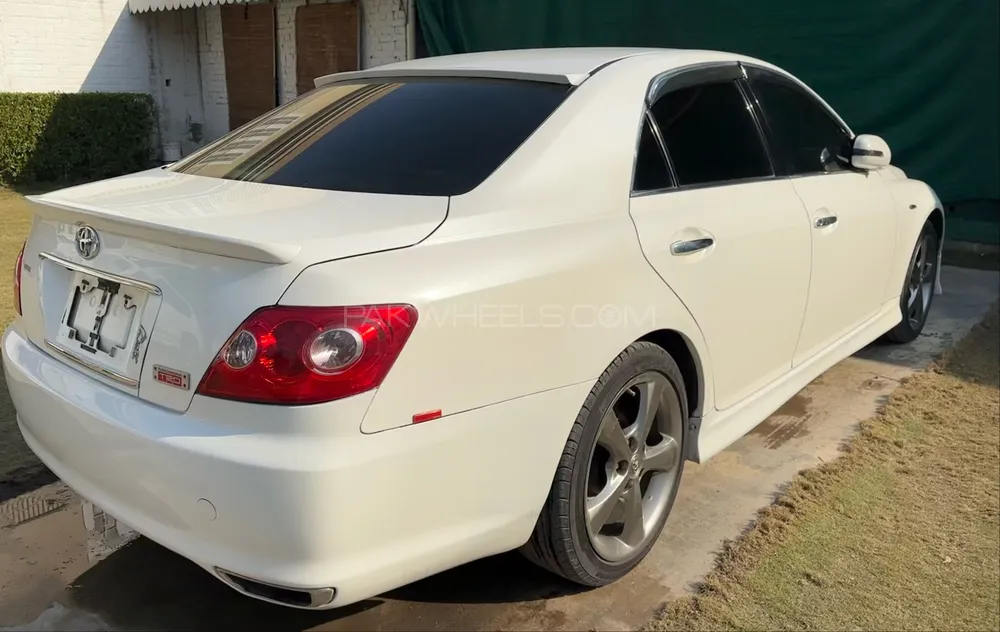 Toyota Mark X 2005 for Sale in Peshawar Toyota Mark X 2005 for Sale in Peshawar Image-5