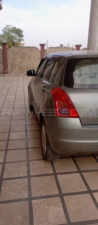 Suzuki Swift 2013 for Sale in Jhelum Image-1