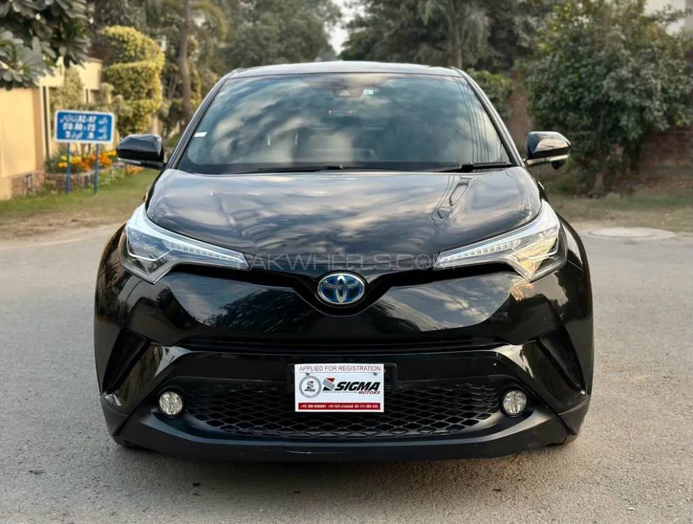 Toyota C-HR 2017 for Sale in Lahore Image-1