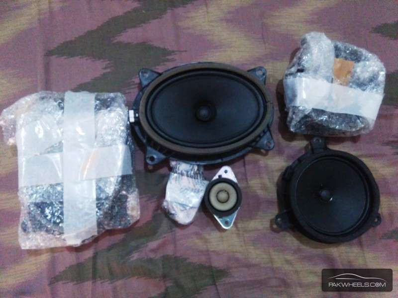 T. Prius 1800cc Genuine Speaker set For Sale Image-1