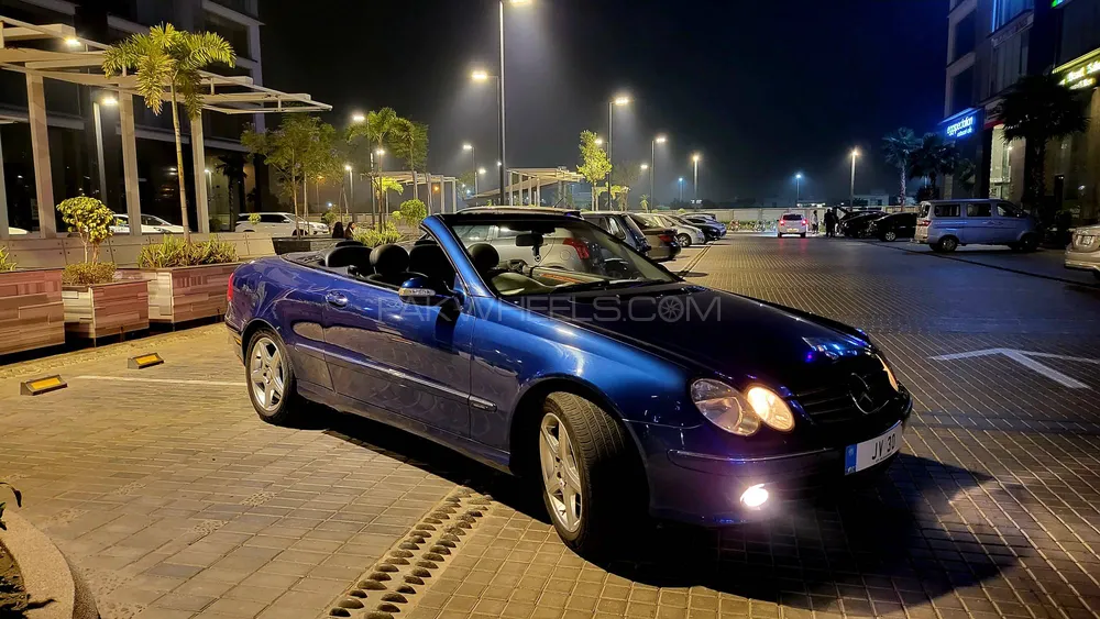Mercedes Benz C Class 2004 for Sale in Lahore Image-1