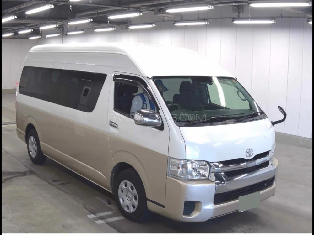 Toyota Hiace 2018 for Sale in Gujranwala Image-1