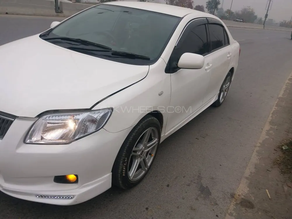 Toyota Corolla Axio 2007 for Sale in Peshawar Image-1
