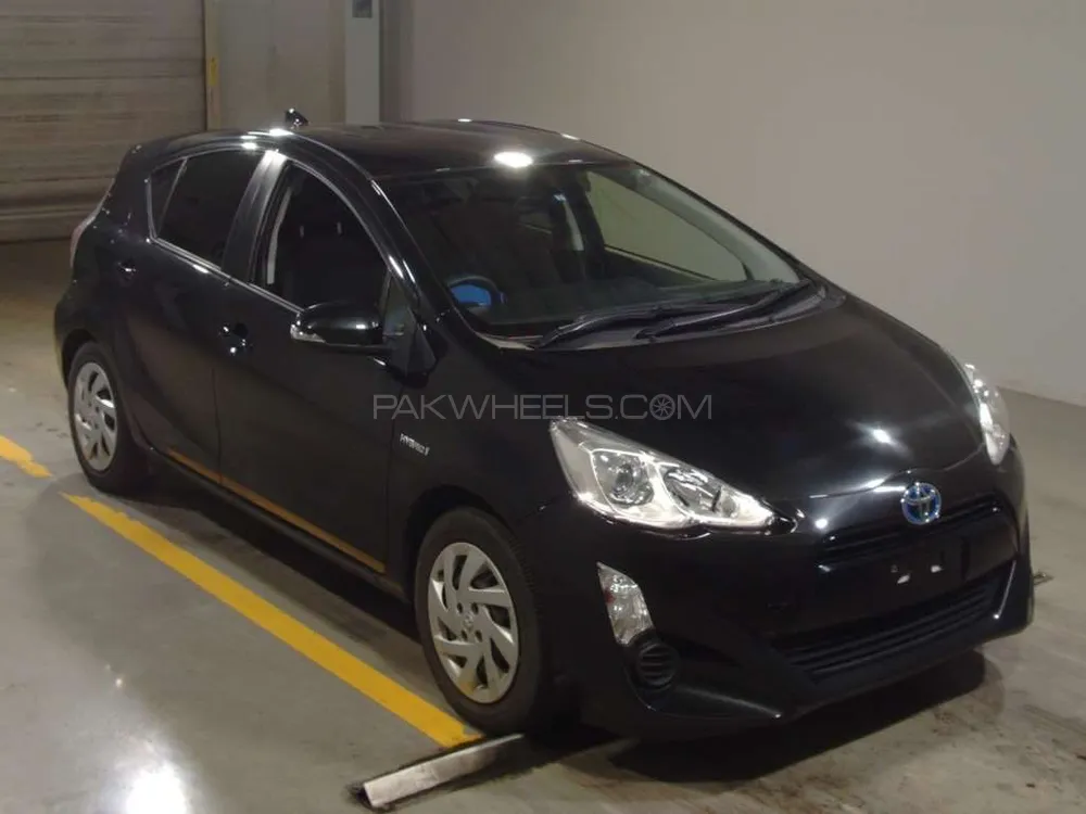 Toyota Aqua 2015 for Sale in Lahore Image-1