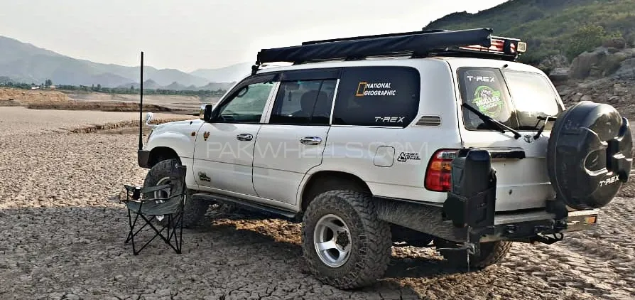 Toyota Land Cruiser 2002 for Sale in Islamabad Image-1